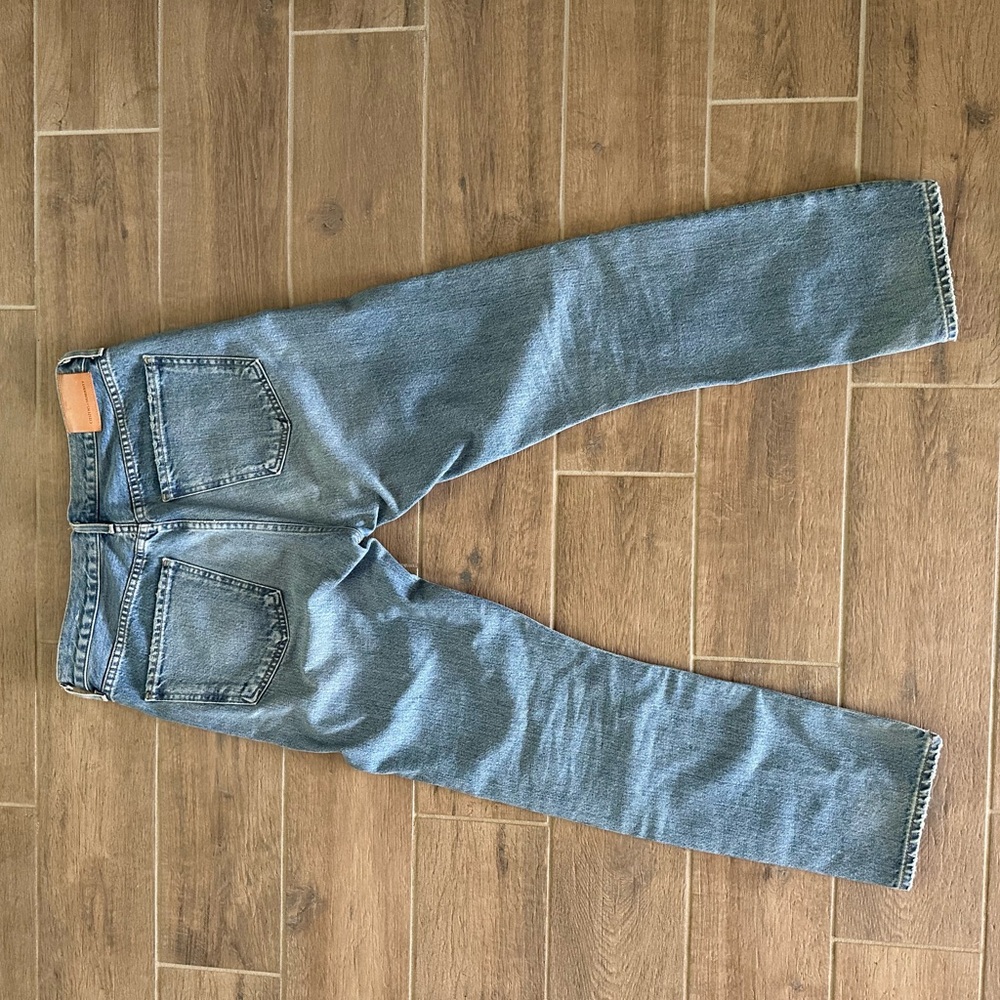 Citizens Of Humanity Light Blue Straight Leg Jeans - Picture 2 of 5